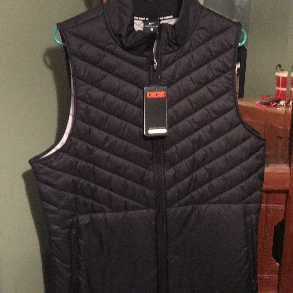 Nwt mike men’s medium vest